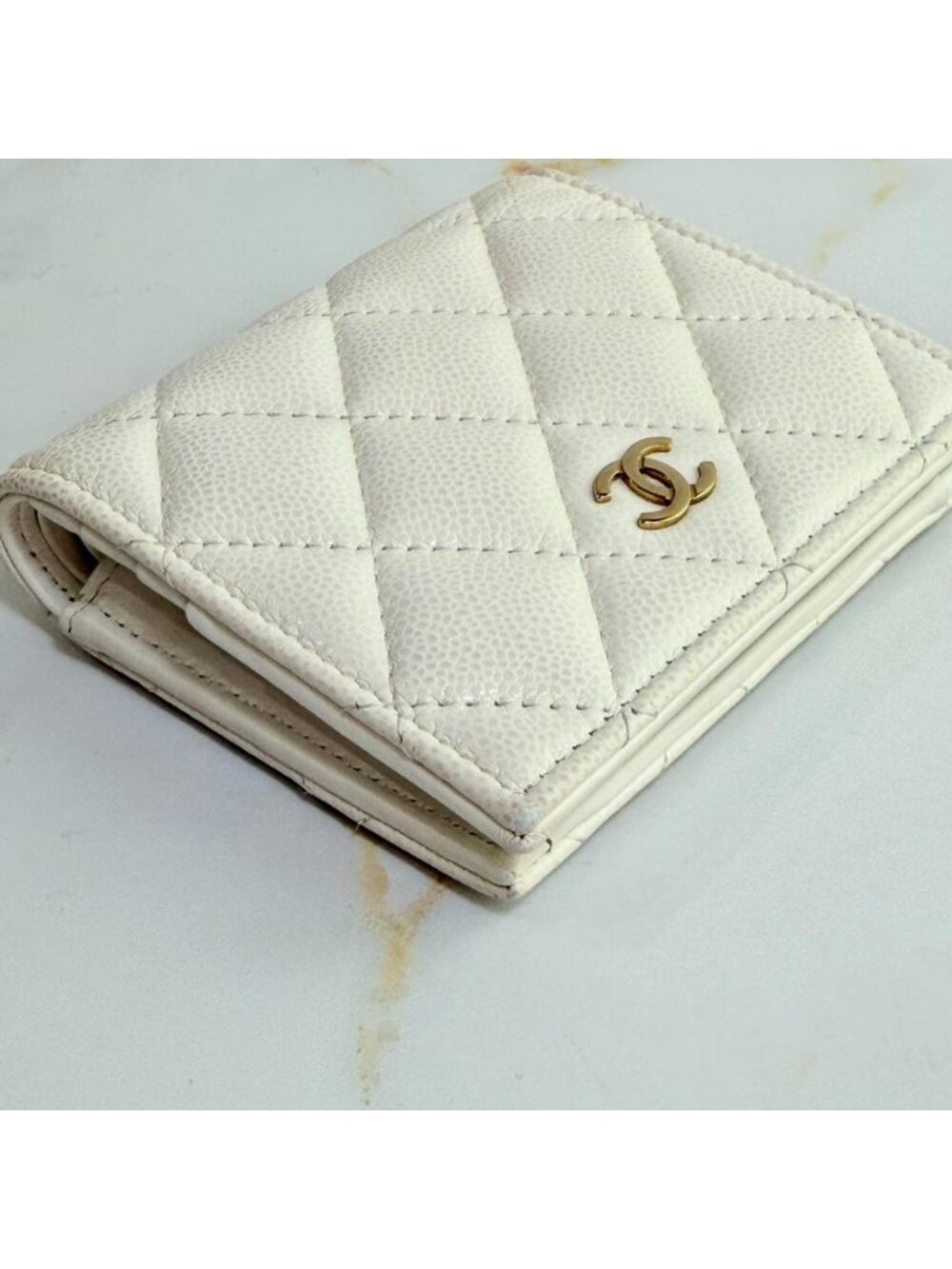 Chanel Quilted Caviar Leather Bifold Wallet - Picture 4 of 16